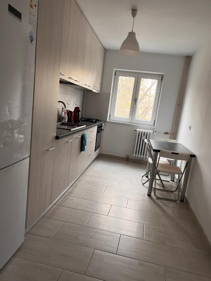 Apartament 2 Camere Aproape De Spitalul Obregia Si Bagdasar Nu Ofer Factura Bucarest Exterior foto